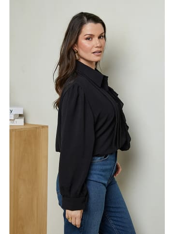 Curvy Lady Bluse in Schwarz