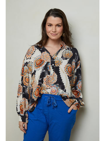 Curvy Lady Bluse in Creme/ Schwarz