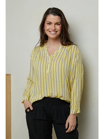 Curvy Lady Bluse in Gelb
