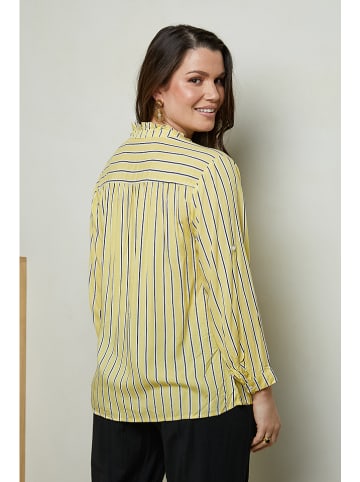 Curvy Lady Blouse geel