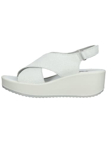 Imac Skórzane sandały w kolorze białym na koturnie