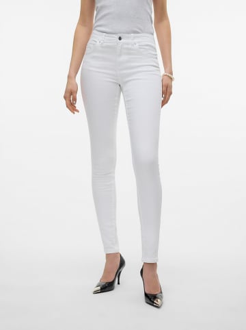 Vero Moda Dżinsy "Alia" - Skinny fit - w kolorze białym