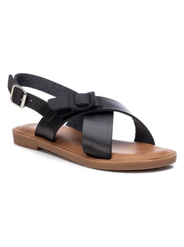 Xti Sandalen in Schwarz