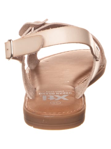 Xti Sandalen in Creme