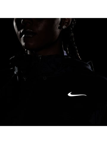 Nike Kurtka w kolorze czarnym do biegania