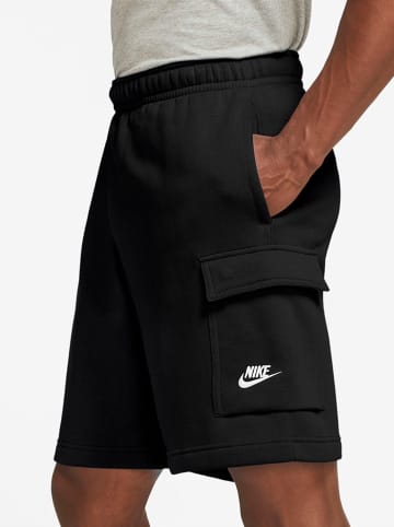 Nike Cargo-Sweatshorts in Schwarz