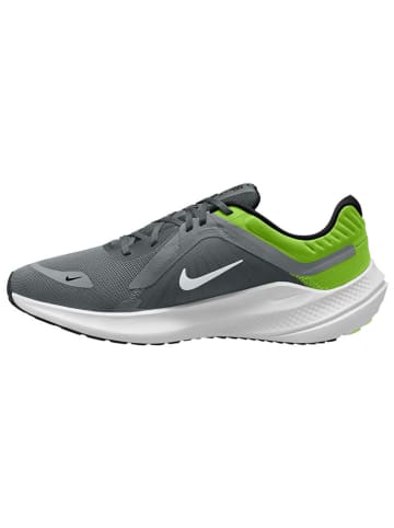 Nike Hardloopschoenen "Quest 5" grijs/groen