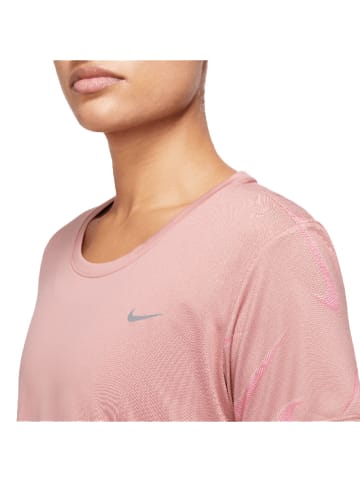 Nike Koszulka w kolorze jasnoróżowym do biegania