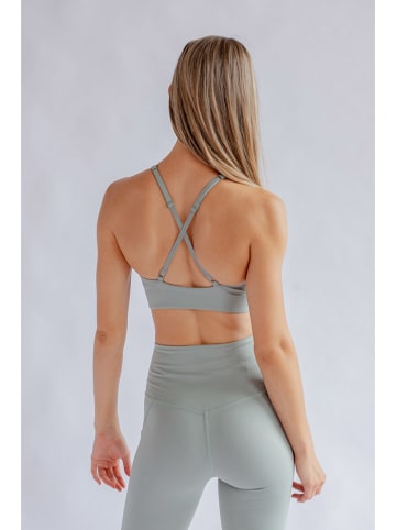 girlfriend collective Sport-BH in Hellgrün