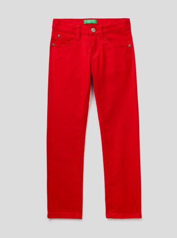 Benetton Spodnie chino w kolorze czerwonym