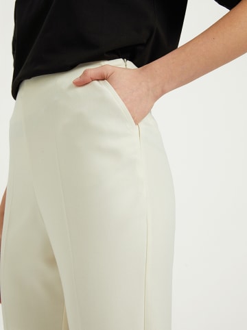 BGN Hose in Creme