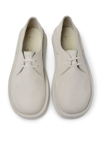 Camper Leder-Schnürschuhe in Creme