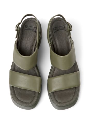 Camper Skórzane sandały w kolorze khaki na koturnie