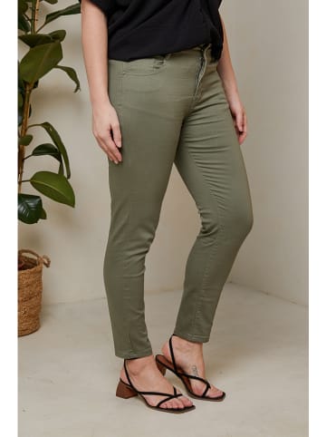 Curvy Lady Jeans - Slim fit - in Grün