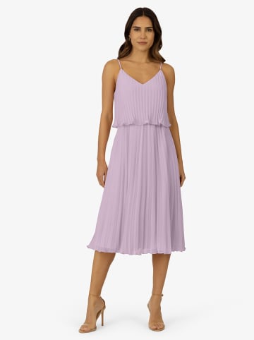 APART Sukienka plisowana w kolorze lawendowym