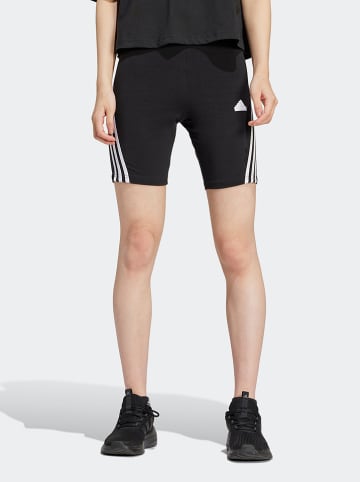 adidas Biker-Shorts in Schwarz
