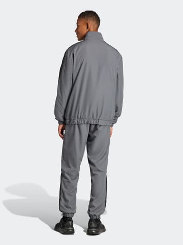 adidas 2tlg. Outfit: Trainingsanzug in Grau