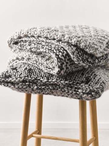 Marc O'Polo Poduszka "Maiku" w kolorze szarym