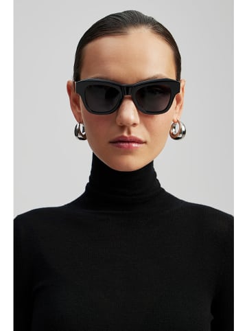 By Malina Damskie okulary przeciwsłoneczne "Malina" w kolorze czarnym