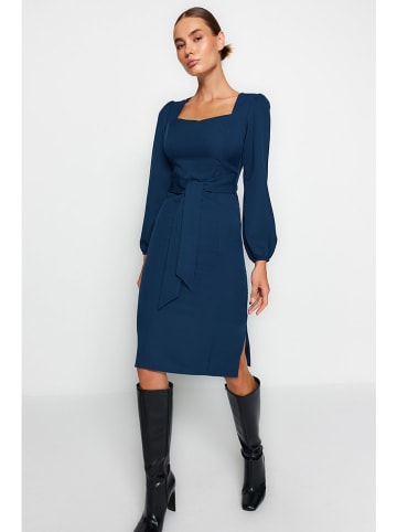 trendyol Kleid in Blau