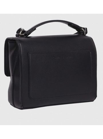 Calvin Klein Umhängetasche in Schwarz - (B)22 x (H)18 x (T)8,5 cm