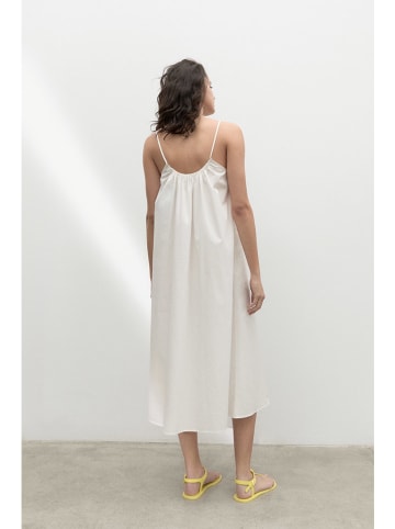 Ecoalf Sukienka w kolorze białym