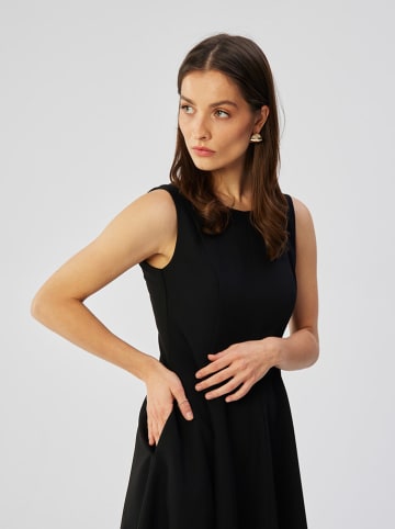 Stylove Kleid in Schwarz