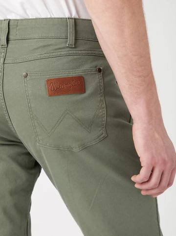 Wrangler Dżinsy - Regular fit - w kolorze zielonym