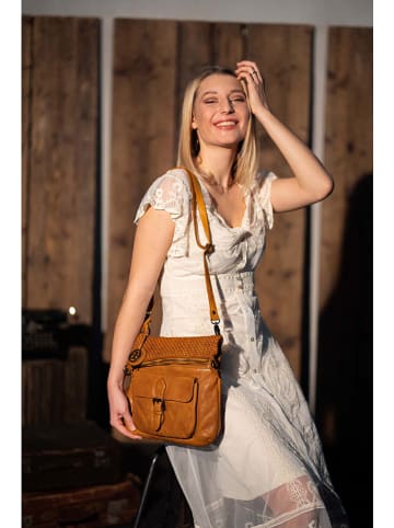 Bellicci Leder-Umhängetasche "Eva" in Cognac - (B)34 x (H)29 x (T)4,5 cm
