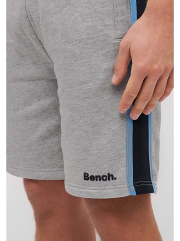 Bench Sweatshorts "Hyven" in Grau