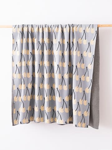 Benetton Wohndecke in Grau/ Creme