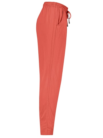 Sublevel Broek rood