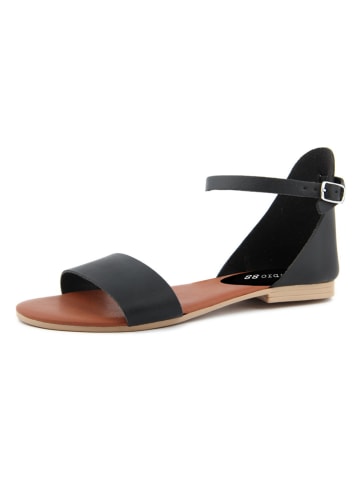 Studio 88 Leder-Sandalen in Schwarz