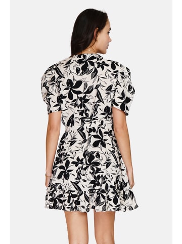 ASSUILI Kleid in Creme/ Schwarz