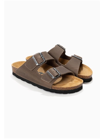 BAYTON Leren slippers "Atlas" bruin