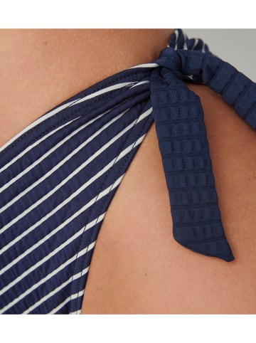 Triumph Figi-bikini "Nautical" w kolorze granatowym