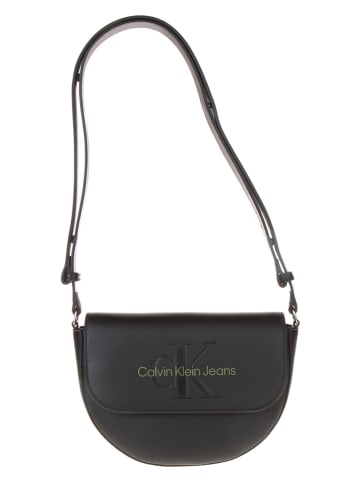 Calvin Klein Umhängetasche in Schwarz - (L)22 x (B)18 x (T)5 cm