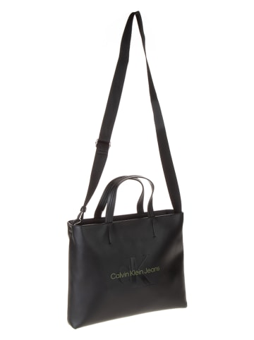 Calvin Klein Umhängetasche in Schwarz - (L)32 x (B)26 x (T)5 cm
