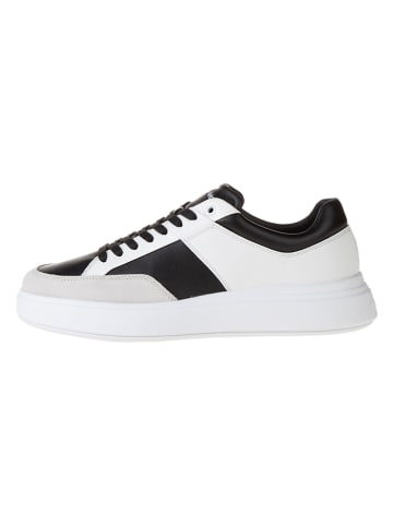 Calvin Klein Leder-Sneakers in Weiß/ Schwarz