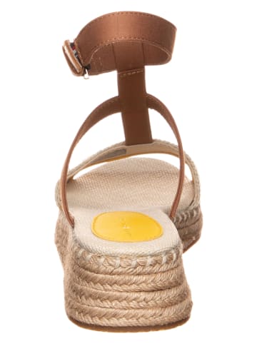 Tommy Hilfiger Shoes Leder-Keilsandaletten in Hellbraun