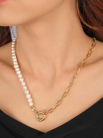 Idole me Vergold. Halskette mit Perlen - (L)45 cm
