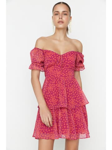 trendyol Kleid in Pink/ Rosa