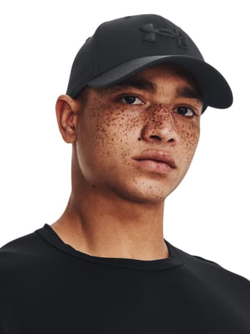 Under Armour Cap "Blitzing" in Schwarz