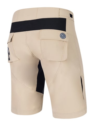 Protective Fahrradshorts "Flying High" in Beige