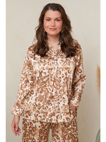 Curvy Lady Bluse in Camel/ Creme