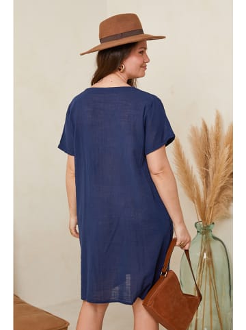 Curvy Lady Kleid in Dunkelblau