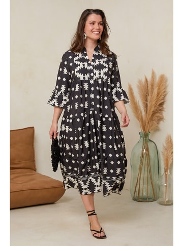 Curvy Lady Kleid in Schwarz/ Weiß