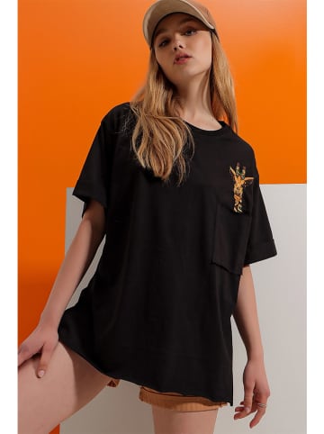Trend Alacati Shirt in Schwarz