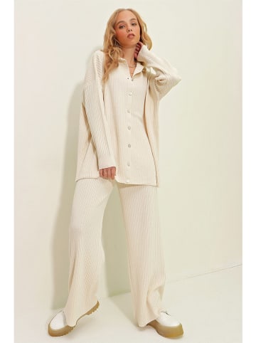Trend Alacati 2-delige outfit crème