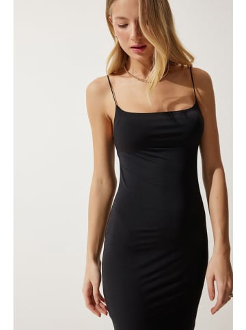 Happiness Istanbul Kleid in Schwarz